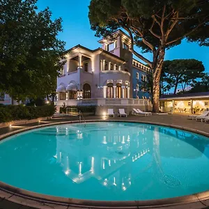 https://de-la-ville-riccione.emilia-romagnahotels.net